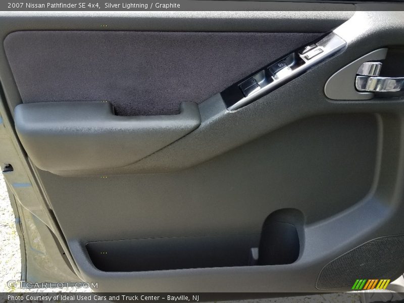 Silver Lightning / Graphite 2007 Nissan Pathfinder SE 4x4