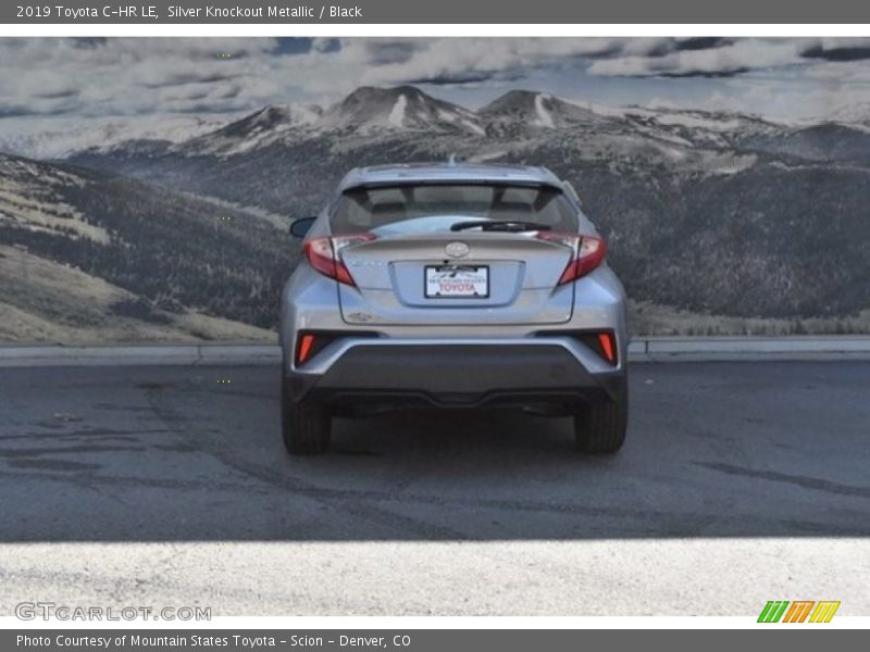 Silver Knockout Metallic / Black 2019 Toyota C-HR LE