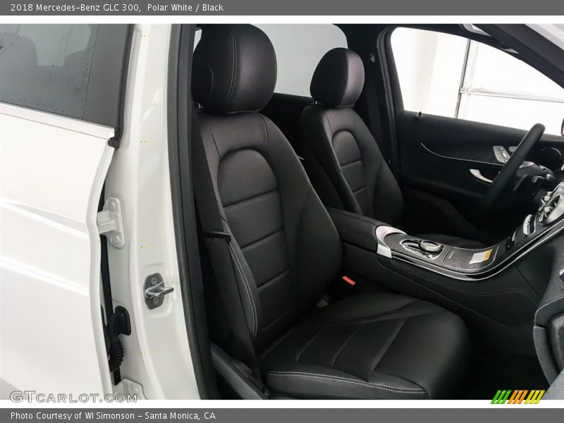 Polar White / Black 2018 Mercedes-Benz GLC 300