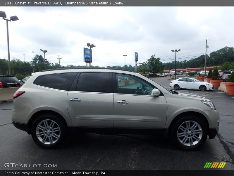Champagne Silver Metallic / Ebony 2015 Chevrolet Traverse LT AWD
