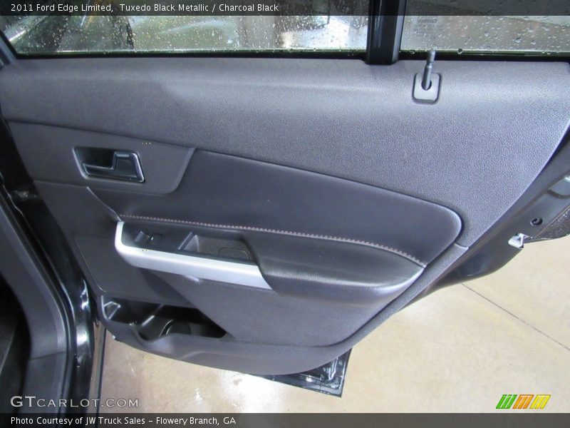 Tuxedo Black Metallic / Charcoal Black 2011 Ford Edge Limited