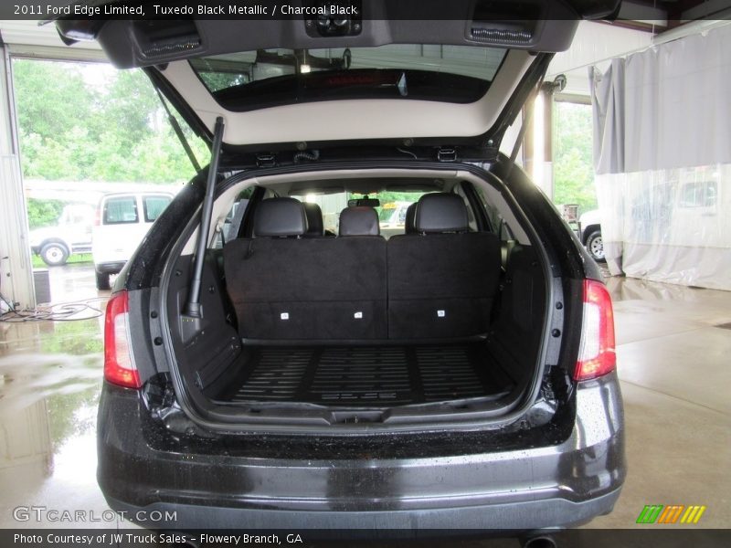 Tuxedo Black Metallic / Charcoal Black 2011 Ford Edge Limited