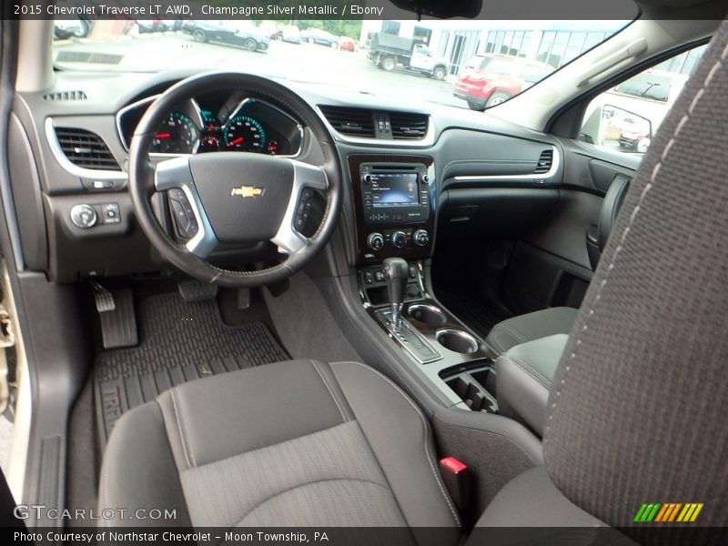 Champagne Silver Metallic / Ebony 2015 Chevrolet Traverse LT AWD