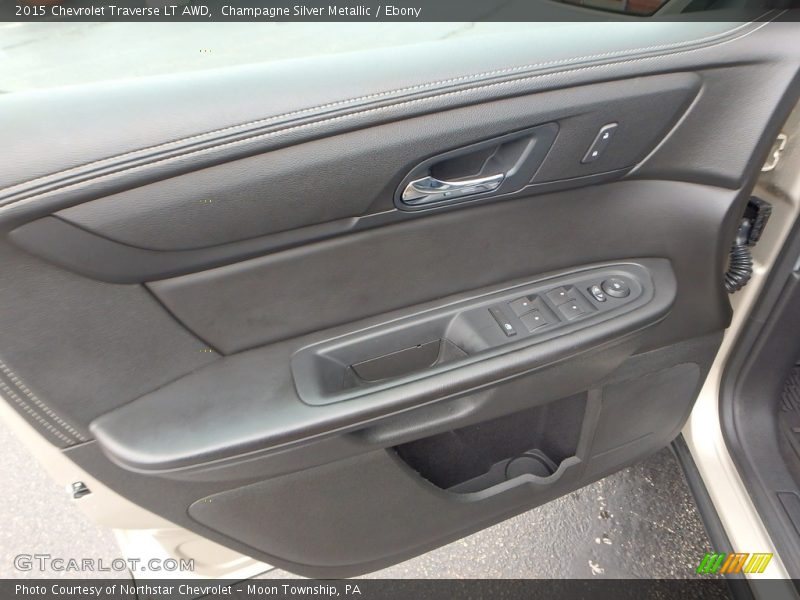 Champagne Silver Metallic / Ebony 2015 Chevrolet Traverse LT AWD