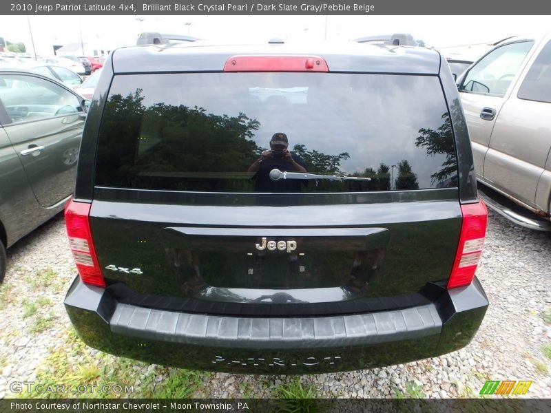 Brilliant Black Crystal Pearl / Dark Slate Gray/Pebble Beige 2010 Jeep Patriot Latitude 4x4