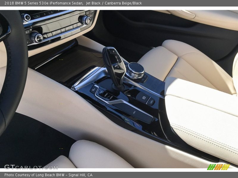 Jet Black / Canberra Beige/Black 2018 BMW 5 Series 530e iPerfomance Sedan