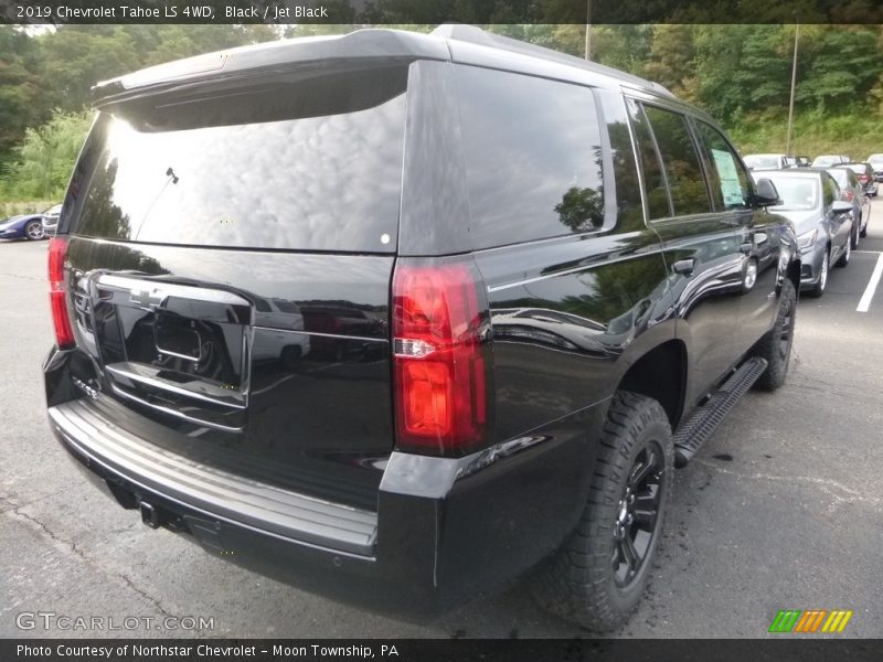 Black / Jet Black 2019 Chevrolet Tahoe LS 4WD