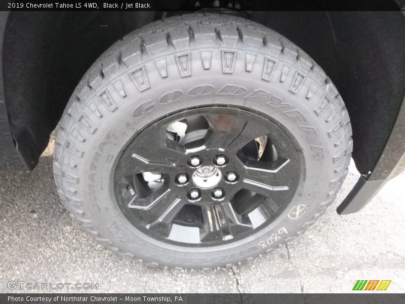 Black / Jet Black 2019 Chevrolet Tahoe LS 4WD