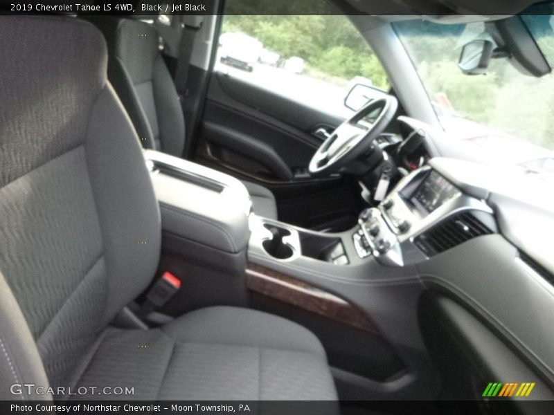Black / Jet Black 2019 Chevrolet Tahoe LS 4WD
