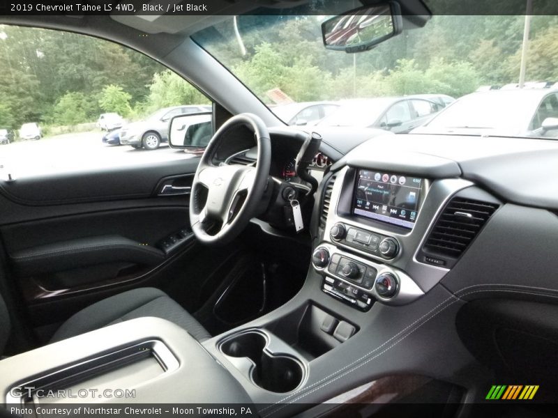 Black / Jet Black 2019 Chevrolet Tahoe LS 4WD