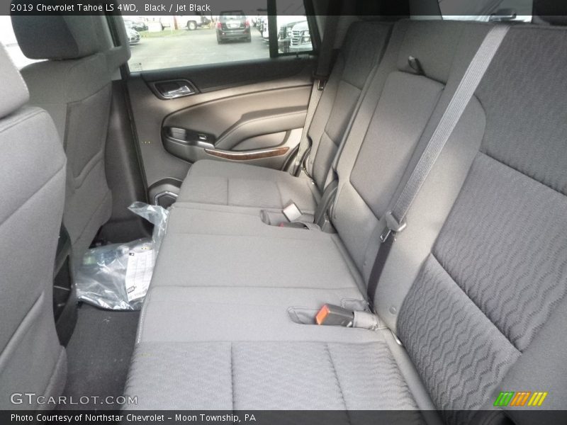 Black / Jet Black 2019 Chevrolet Tahoe LS 4WD