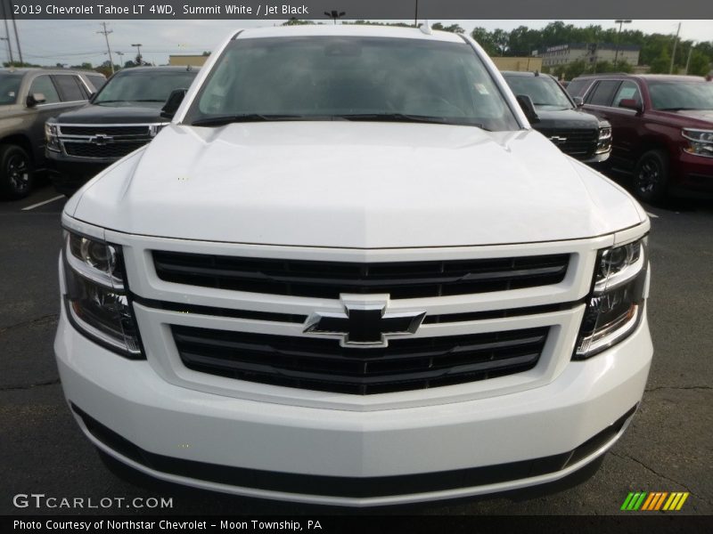 Summit White / Jet Black 2019 Chevrolet Tahoe LT 4WD