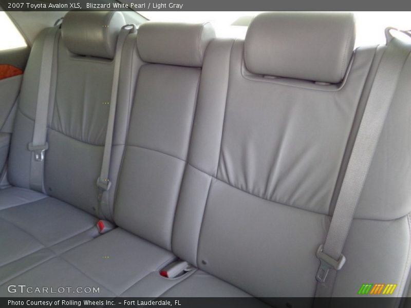 Blizzard White Pearl / Light Gray 2007 Toyota Avalon XLS