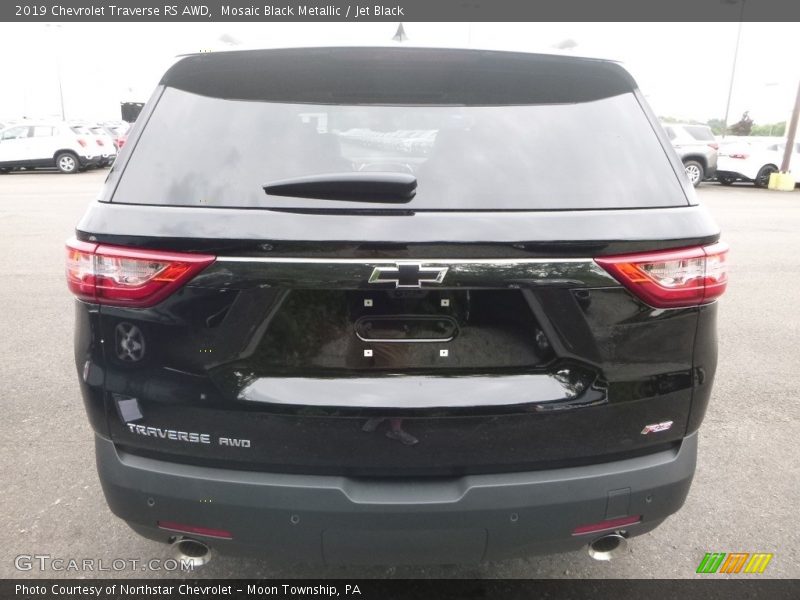 Mosaic Black Metallic / Jet Black 2019 Chevrolet Traverse RS AWD