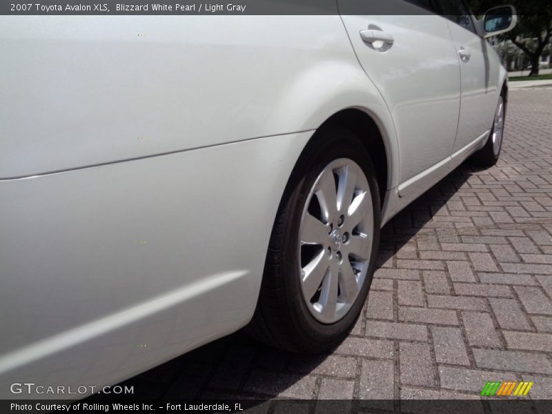 Blizzard White Pearl / Light Gray 2007 Toyota Avalon XLS