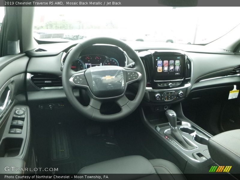 Mosaic Black Metallic / Jet Black 2019 Chevrolet Traverse RS AWD