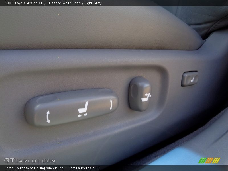 Blizzard White Pearl / Light Gray 2007 Toyota Avalon XLS