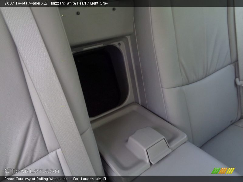 Blizzard White Pearl / Light Gray 2007 Toyota Avalon XLS