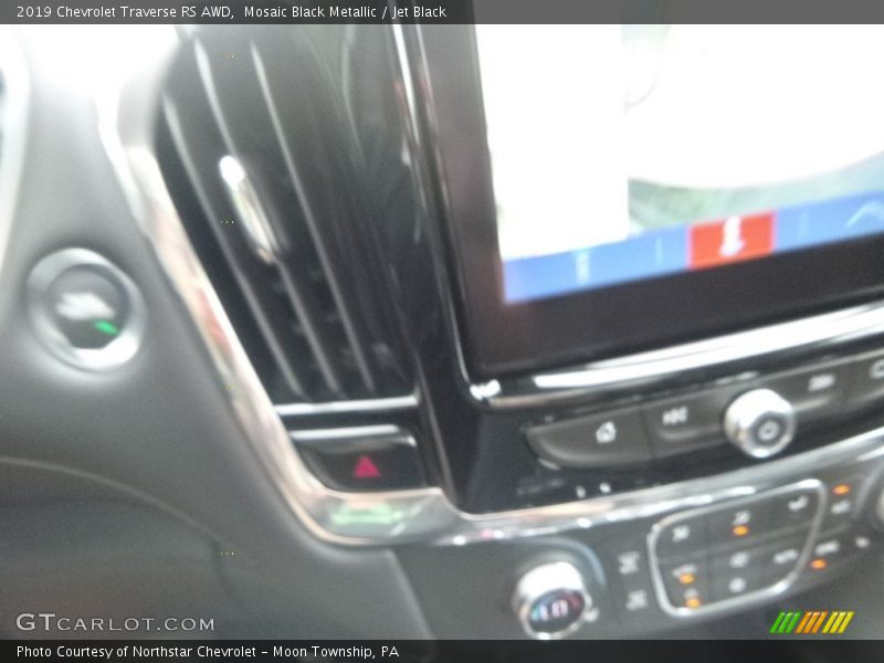 Mosaic Black Metallic / Jet Black 2019 Chevrolet Traverse RS AWD