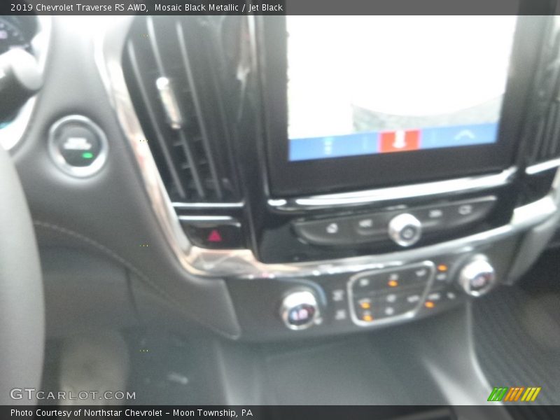 Mosaic Black Metallic / Jet Black 2019 Chevrolet Traverse RS AWD
