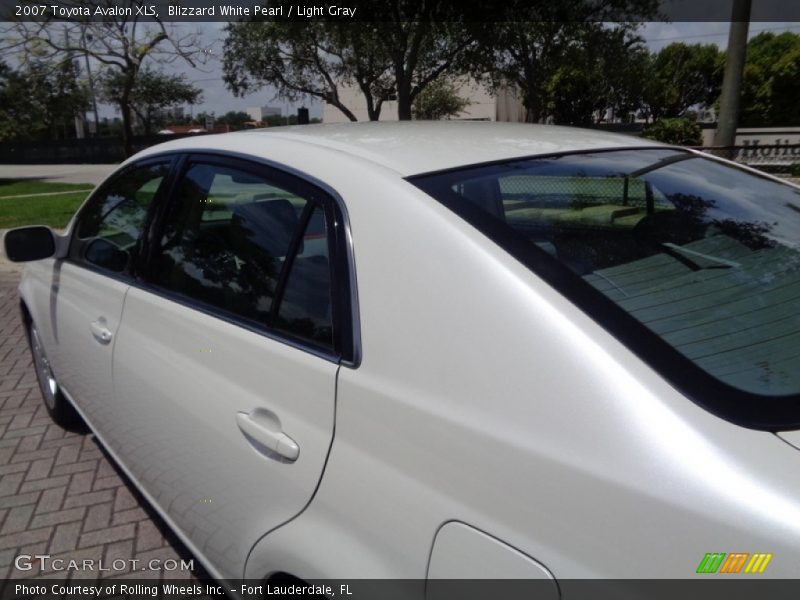 Blizzard White Pearl / Light Gray 2007 Toyota Avalon XLS