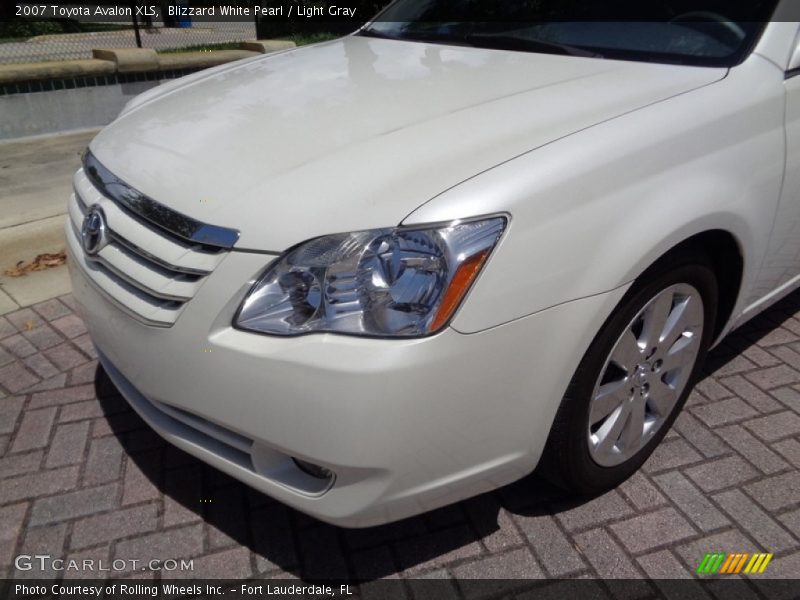 Blizzard White Pearl / Light Gray 2007 Toyota Avalon XLS