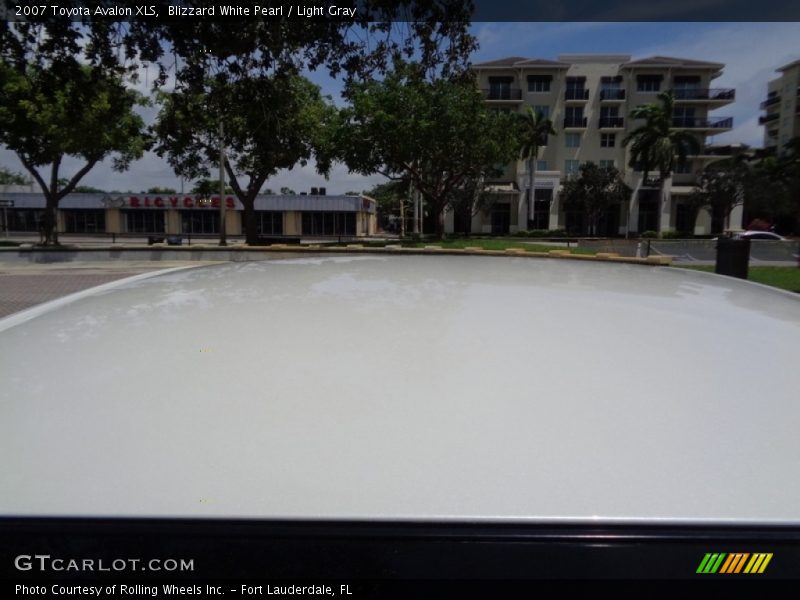 Blizzard White Pearl / Light Gray 2007 Toyota Avalon XLS