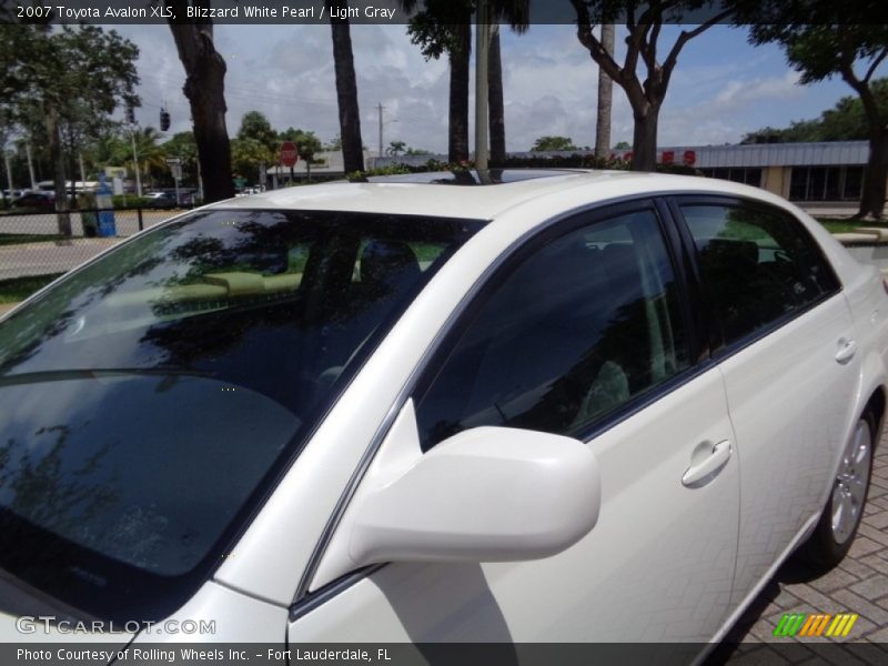 Blizzard White Pearl / Light Gray 2007 Toyota Avalon XLS