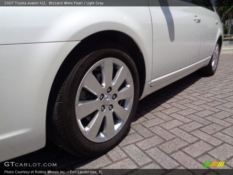 Blizzard White Pearl / Light Gray 2007 Toyota Avalon XLS