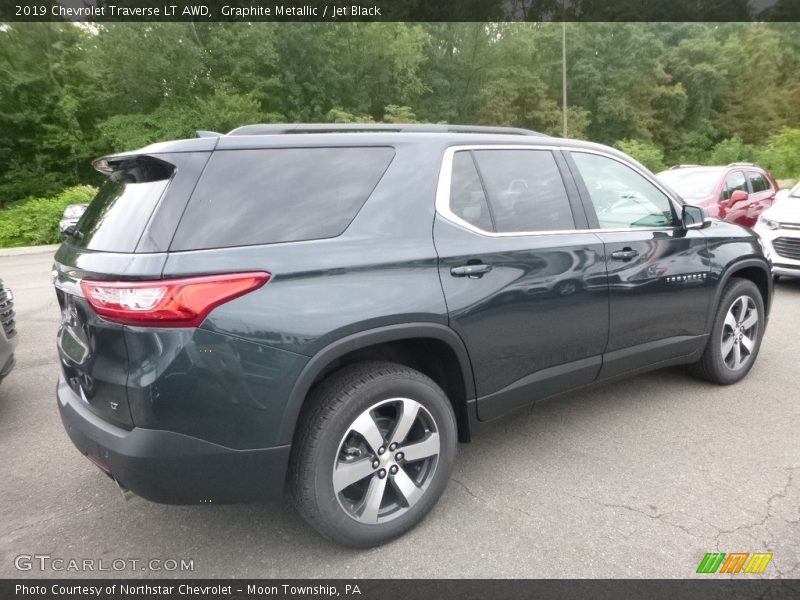 Graphite Metallic / Jet Black 2019 Chevrolet Traverse LT AWD