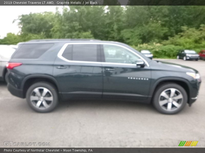 Graphite Metallic / Jet Black 2019 Chevrolet Traverse LT AWD