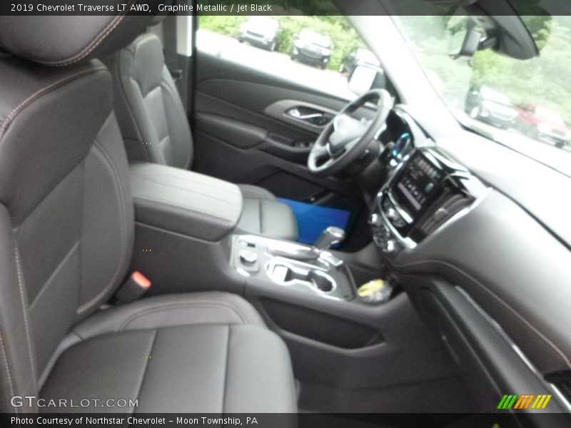 Graphite Metallic / Jet Black 2019 Chevrolet Traverse LT AWD