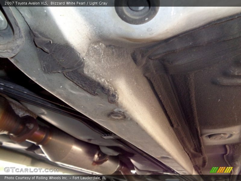 Blizzard White Pearl / Light Gray 2007 Toyota Avalon XLS