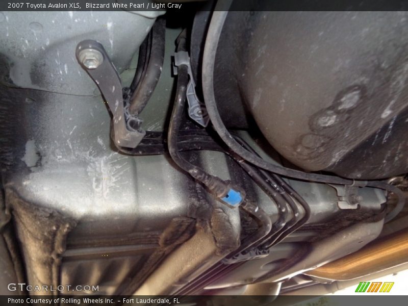 Blizzard White Pearl / Light Gray 2007 Toyota Avalon XLS