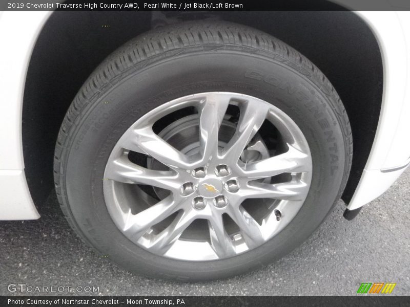 Pearl White / Jet Black/Loft Brown 2019 Chevrolet Traverse High Country AWD