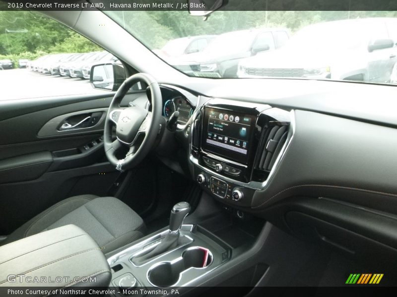 Havana Brown Metallic / Jet Black 2019 Chevrolet Traverse LT AWD