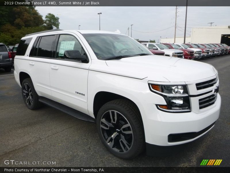 Front 3/4 View of 2019 Tahoe LT 4WD