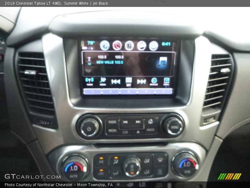 Summit White / Jet Black 2019 Chevrolet Tahoe LT 4WD