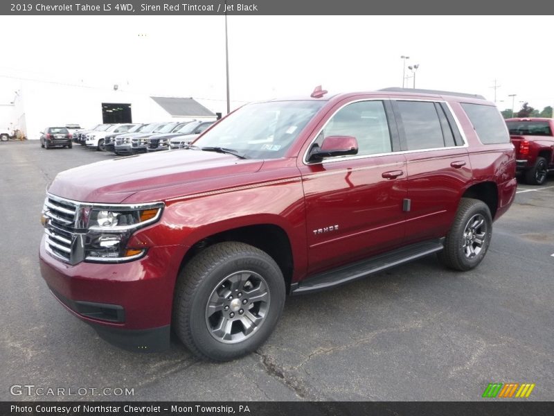 Front 3/4 View of 2019 Tahoe LS 4WD