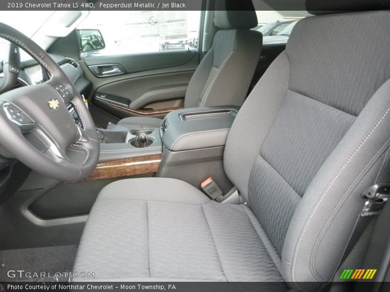 Pepperdust Metallic / Jet Black 2019 Chevrolet Tahoe LS 4WD