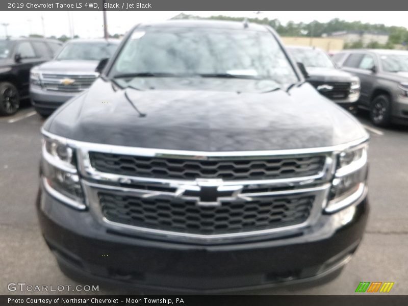 Black / Jet Black 2019 Chevrolet Tahoe LS 4WD