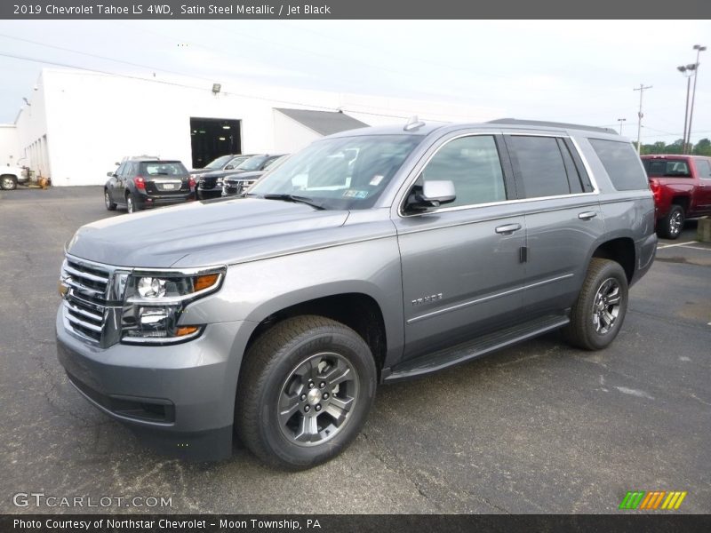 Front 3/4 View of 2019 Tahoe LS 4WD