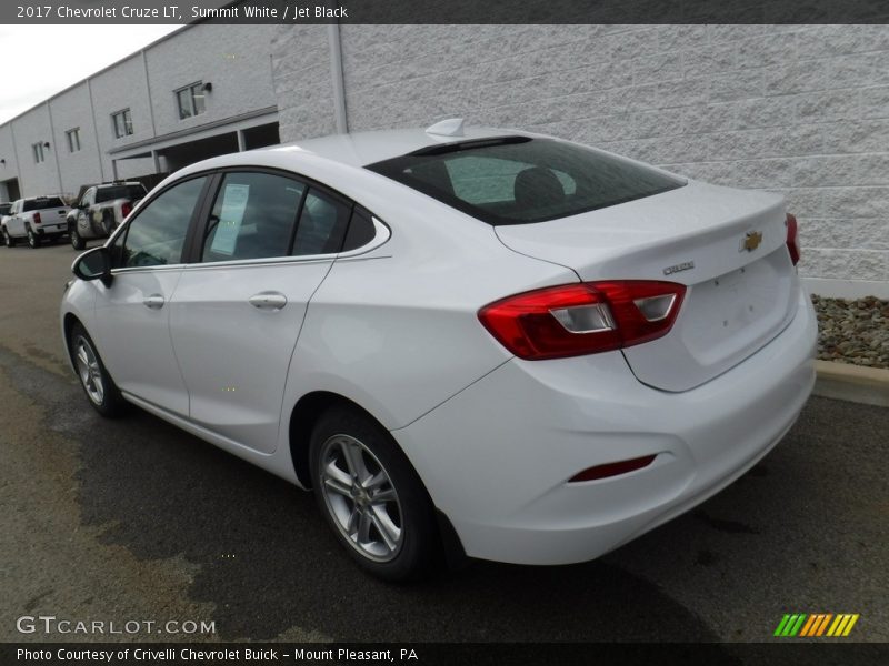 Summit White / Jet Black 2017 Chevrolet Cruze LT