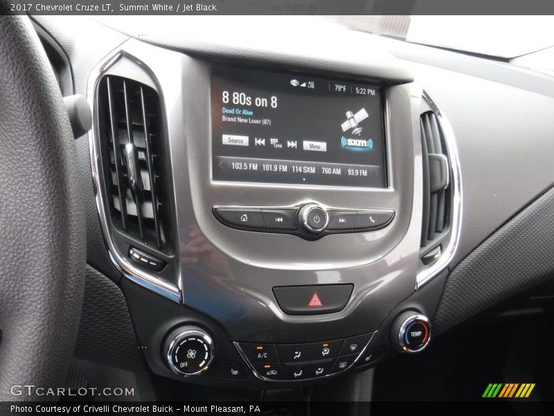 Summit White / Jet Black 2017 Chevrolet Cruze LT