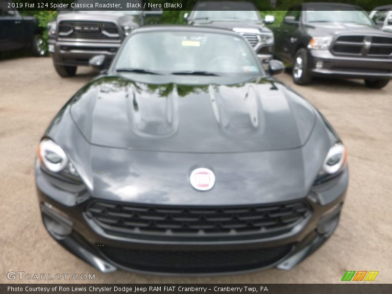 Black / Nero (Black) 2019 Fiat 124 Spider Classica Roadster