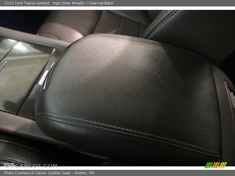 Ingot Silver Metallic / Charcoal Black 2013 Ford Taurus Limited
