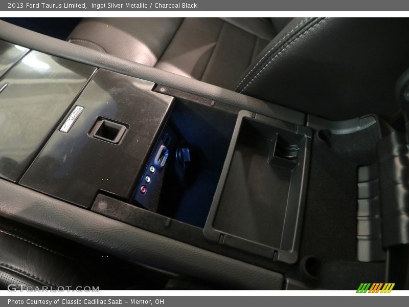 Ingot Silver Metallic / Charcoal Black 2013 Ford Taurus Limited