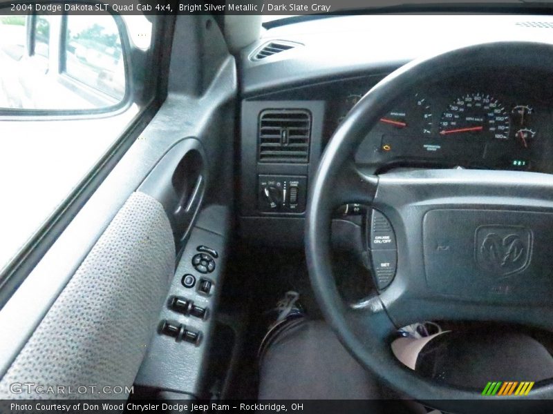 Bright Silver Metallic / Dark Slate Gray 2004 Dodge Dakota SLT Quad Cab 4x4