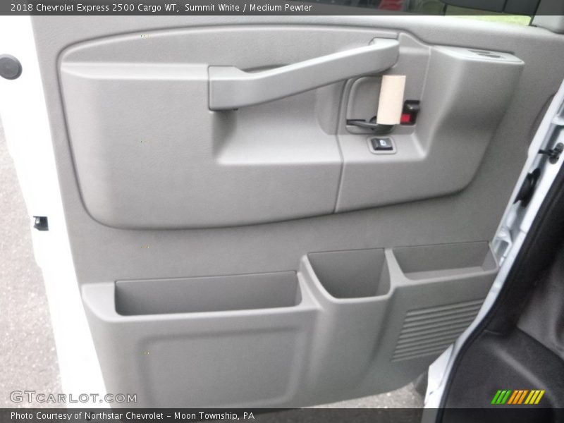 Summit White / Medium Pewter 2018 Chevrolet Express 2500 Cargo WT