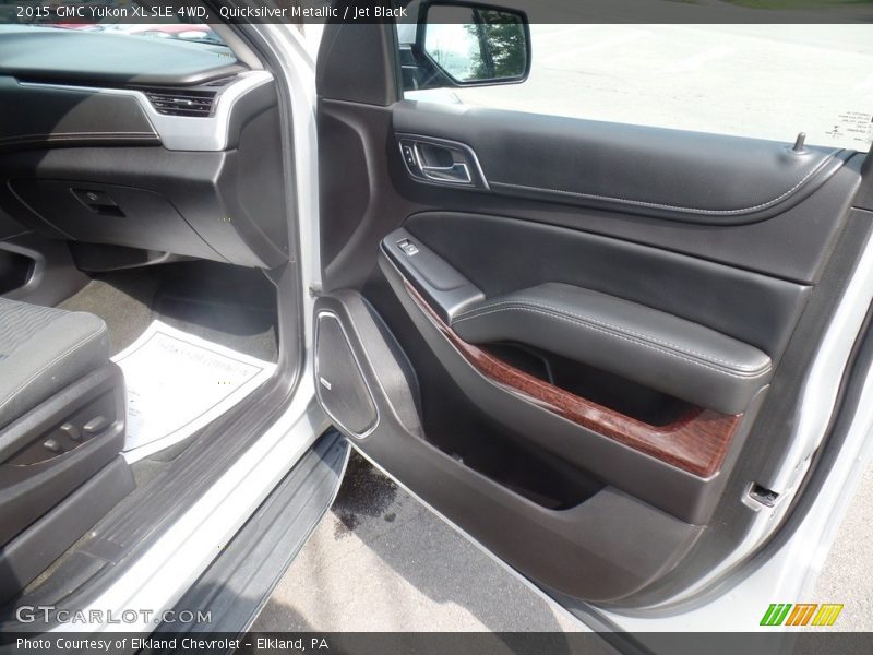 Quicksilver Metallic / Jet Black 2015 GMC Yukon XL SLE 4WD